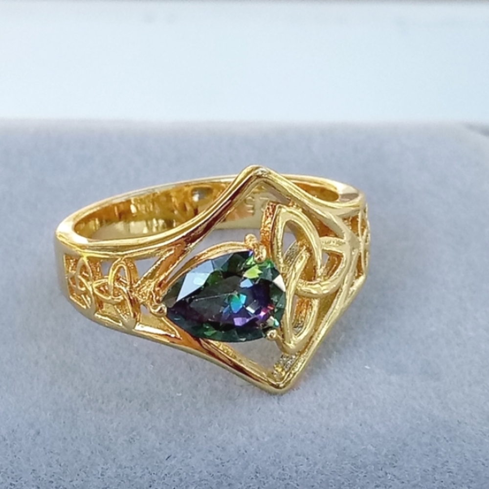 Celtic Topaz GP Silver Ring
